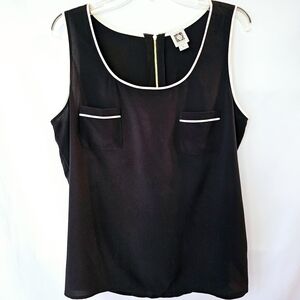 Anne Klein Black Sleeveless Blouse with White Trim & Pockets Size XL